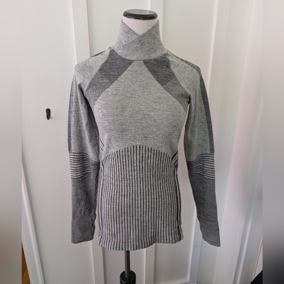Athleta Base Layer Turtleneck - Picture 15 of 15